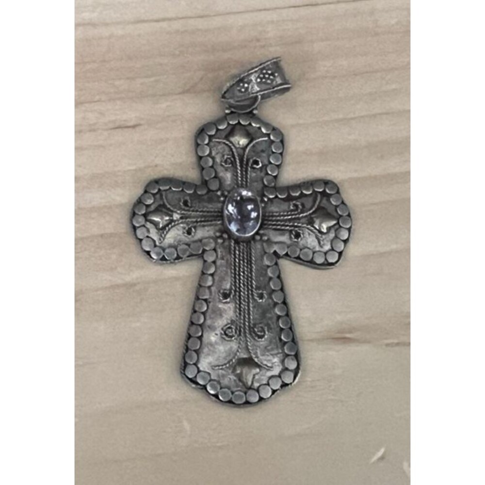 Vintage 925 Sterling Silver and Amethyst Oval Stone Scrolled Cross Pendant 7.6g